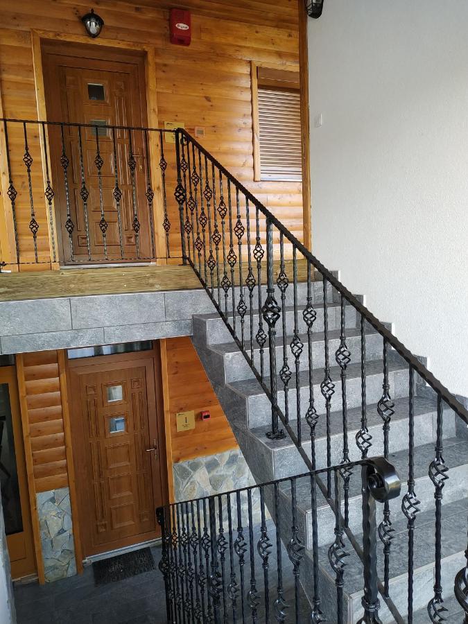 Tisza Panzio Es Apartman Тисауйварош Экстерьер фото